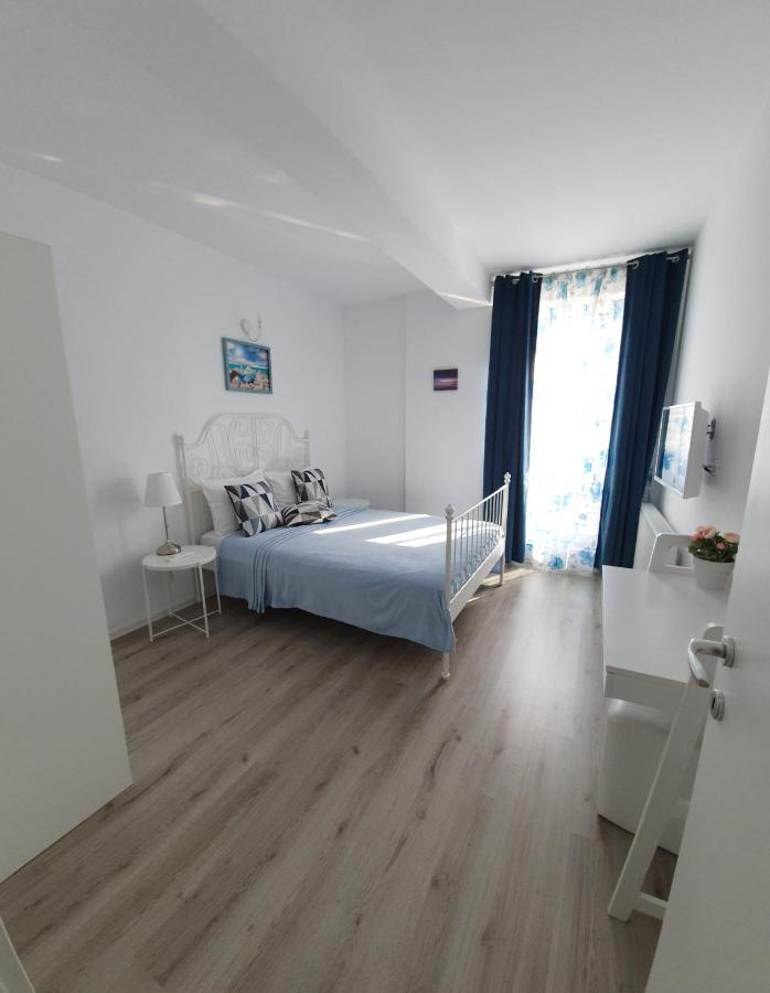 Seashore Residence 5 นาโวดาริ ภายนอก รูปภาพ